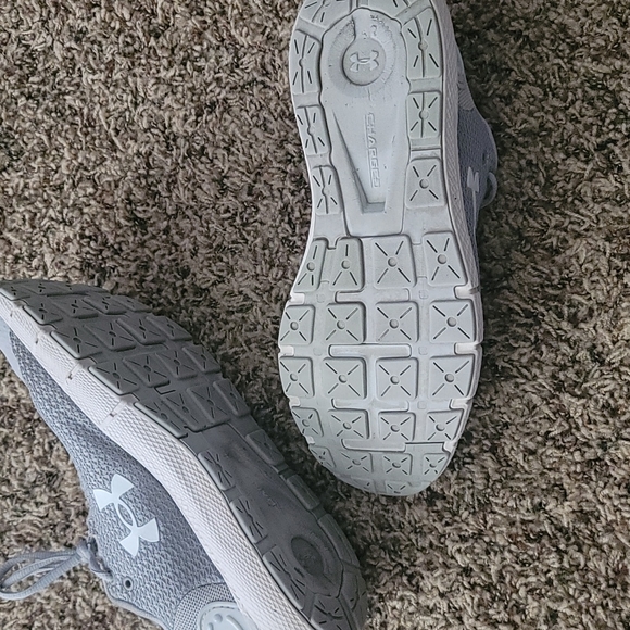 Under armour charged women's shoes - Picture 3 of 3